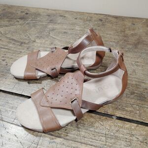 Soul by Naturalizer Sandals Sz 9.5W Wide Brown Gladiator Ankle Strap Shoe